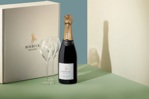 Roebuck Estates Classic Cuvee 2018 Gift Set with 2 Branded Tulip Flutes